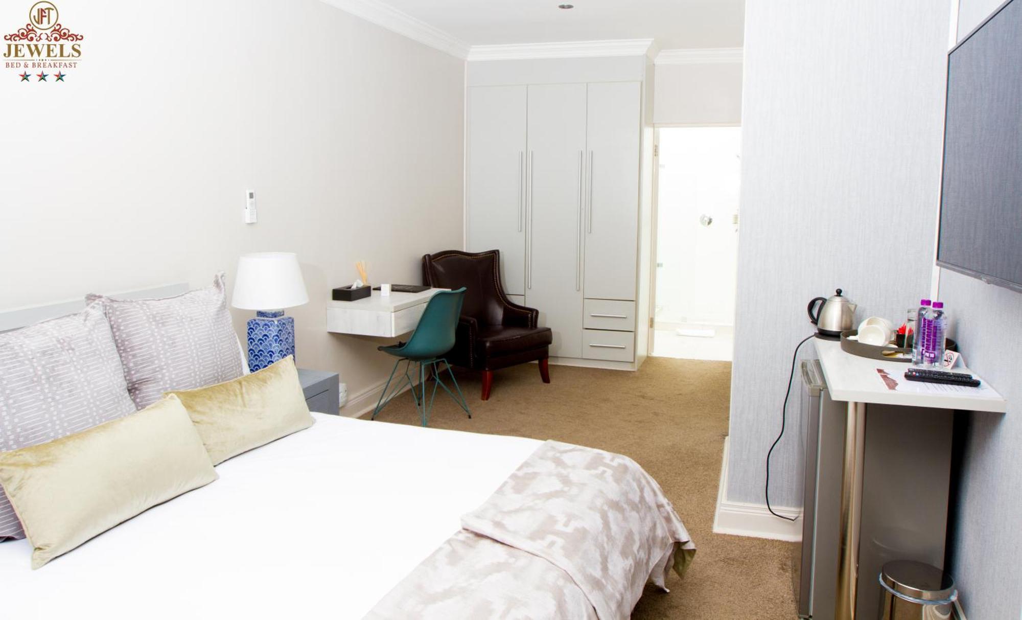 Jft Jewels Guest House East London Exteriör bild