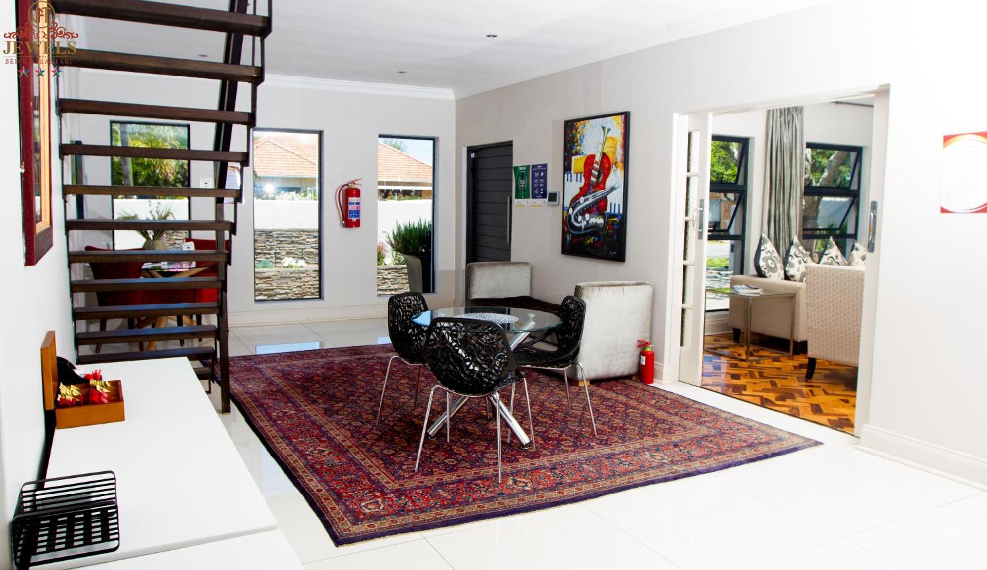 Jft Jewels Guest House East London Exteriör bild